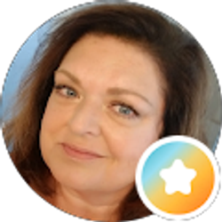 Profile photo of Michelle Cox