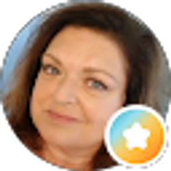 Profile photo of Michelle Cox
