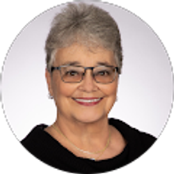 Profile photo of Vivian Whitman