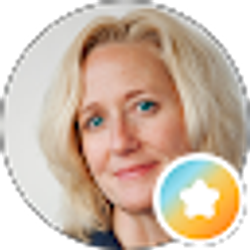 Profile photo of Holly Jo Anderson