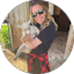 Profile photo of Denise Sneath