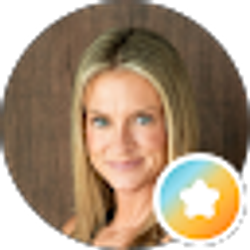 Profile photo of Courtney Kohl