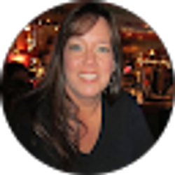 Profile photo of Stephanie Farrar