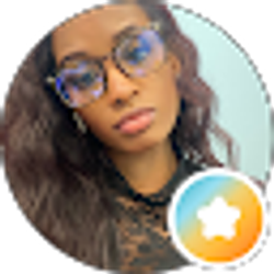 Profile photo of Demi Smoczkiewicz