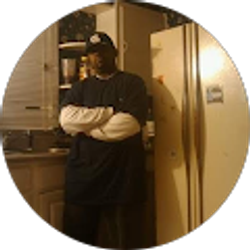 Profile photo of Leroy Holmes