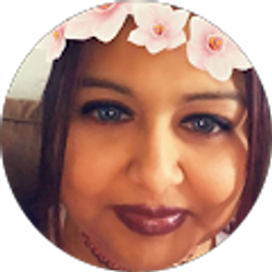 Profile photo of Laura Reyes