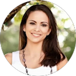 Profile photo of Jackie Fernandez-Diaz