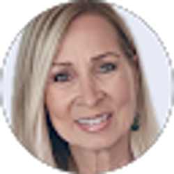 Profile photo of Shelly Michaels