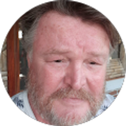 Profile photo of Lynn Spinks