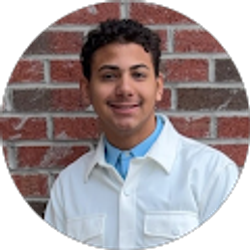 Profile photo of Alexander Alvarez