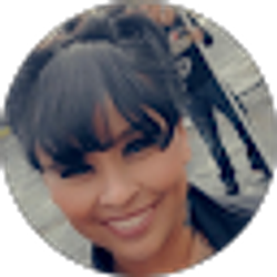 Profile photo of Lena Bustamantez