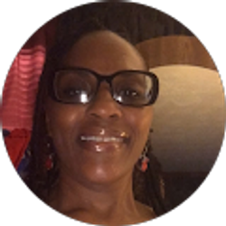 Profile photo of Faye Banks