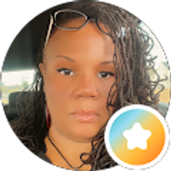 Profile photo of Pearl Bender