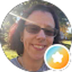 Profile photo of Danielle Brandenburg