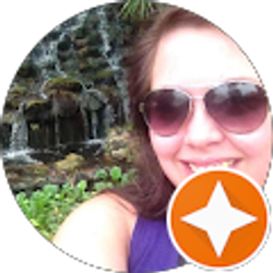 Profile photo of Stephanie Holder