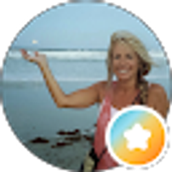 Profile photo of Lorri Raymond