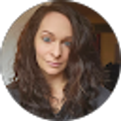 Profile photo of Kim La Gra