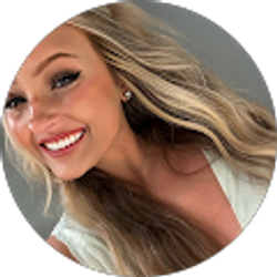 Profile photo of Kelsie Lowe