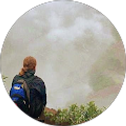 Profile photo of Lindsey Stevens