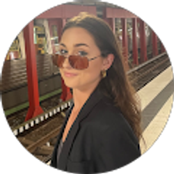Profile photo of Caroline Mills