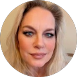 Profile photo of Donna Buff