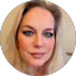 Profile photo of Donna Buff