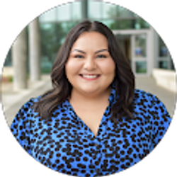 Profile photo of Yvonne