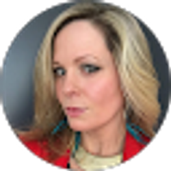 Profile photo of Rebecca Rienks