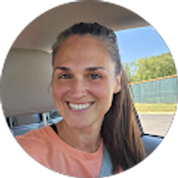 Profile photo of Mandy Bantican