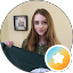 Profile photo of Zoe Yanik
