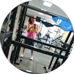 Profile photo of Hannah Clements