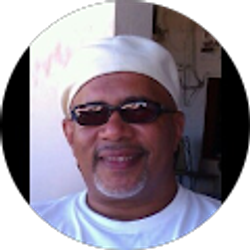 Profile photo of Luis Burgos