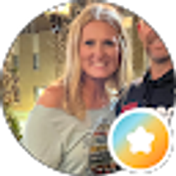 Profile photo of Cassie Carter