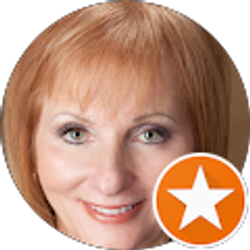 Profile photo of Lynn Hennessy
