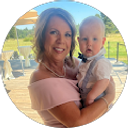 Profile photo of Michelle Zelinsky