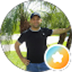 Profile photo of Ari Scharman