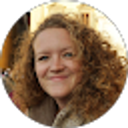 Profile photo of Hannah Blue