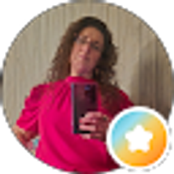 Profile photo of Laurie Blanton