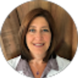 Profile photo of Lauren Kaplan