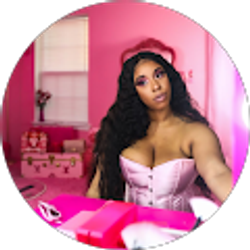 Profile photo of Sondreen Johnson