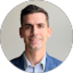 Profile photo of Ryan Jones