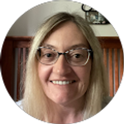 Profile photo of Amanda Rae