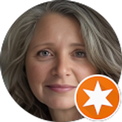 Profile photo of Dee-Dee Shroyer