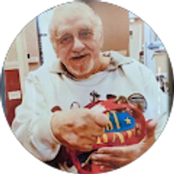 Profile photo of 911 911