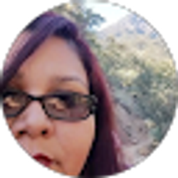 Profile photo of Ruth Salinas