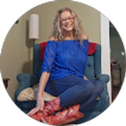 Profile photo of Cyndi Marks