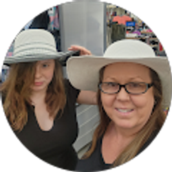 Profile photo of Chrissy H