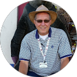 Profile photo of Larry Klaholz