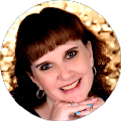 Profile photo of Michelle Breeding