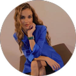 Profile photo of Makenzie M.